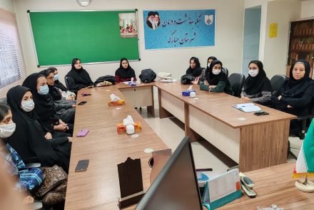  نشست دندانپزشکان و دستیاران دندانپزشکی با مدیر شبکه بهداشت و درمان شهرستان مبارکه