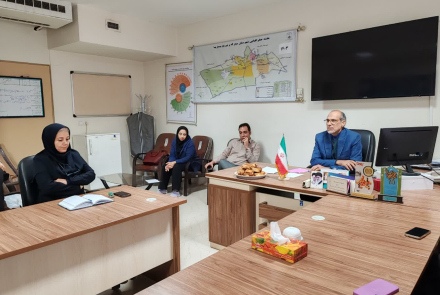  نشست دندانپزشکان و دستیاران دندانپزشکی با مدیر شبکه بهداشت و درمان شهرستان مبارکه